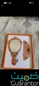 طقم مرآة ومشط فاخر بتصميم ملكي أنيق   هدية راقية ومميز